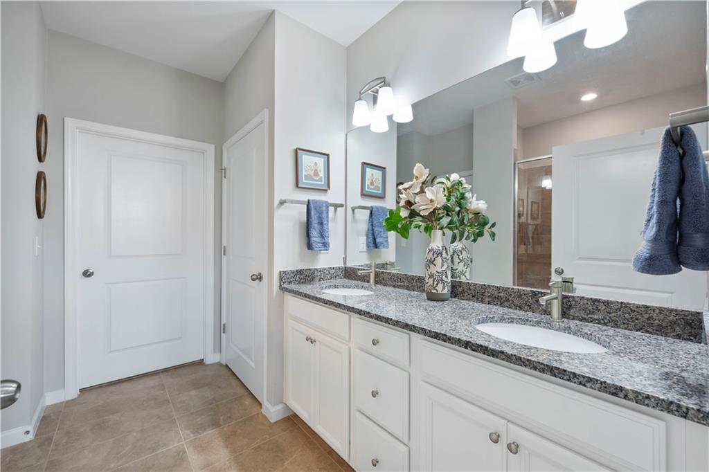 2910 Bishopstone Way