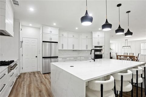 194 Branch Valley Way Dallas GA 30132