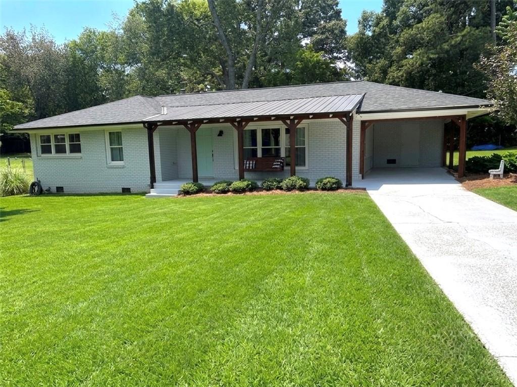 3 Davis Street