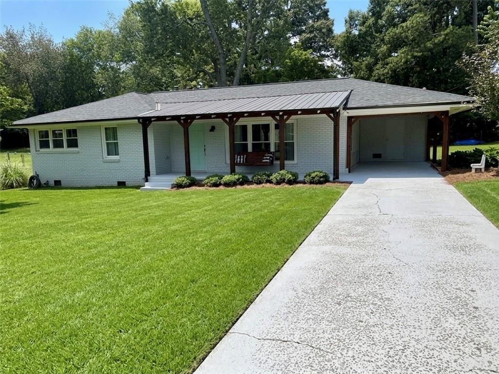 3 Davis Street