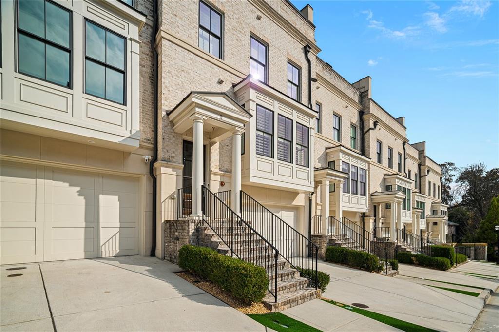 3715 Peachtree Road 2