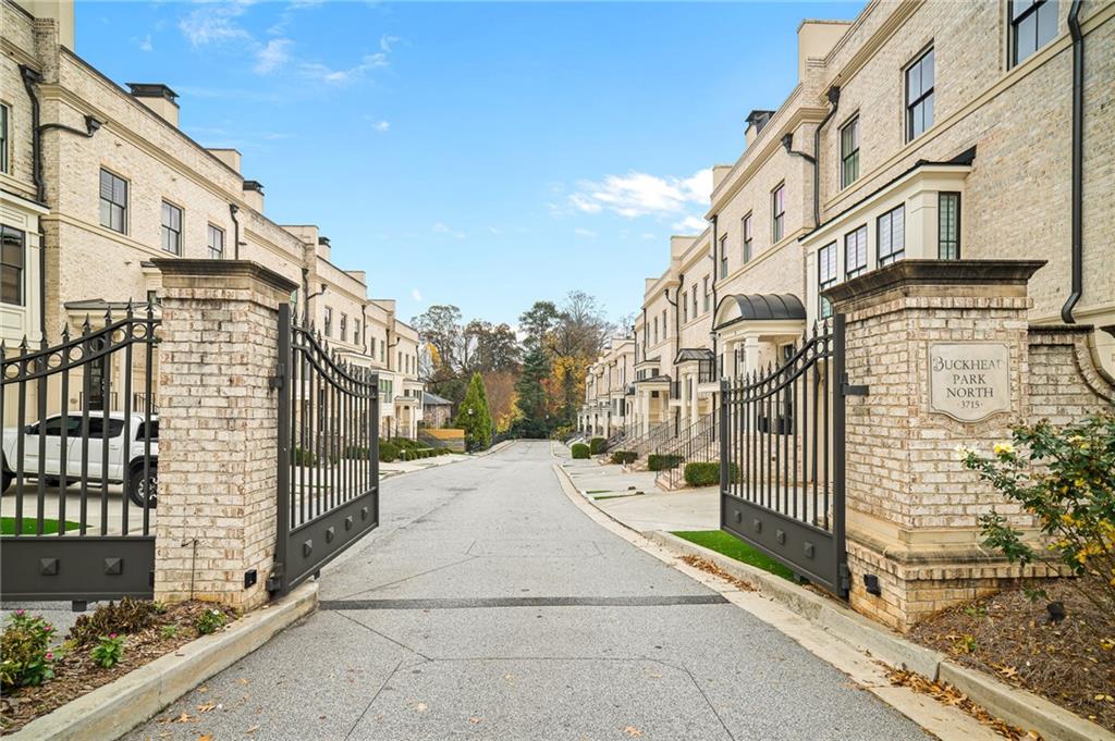 3715 Peachtree Road 2