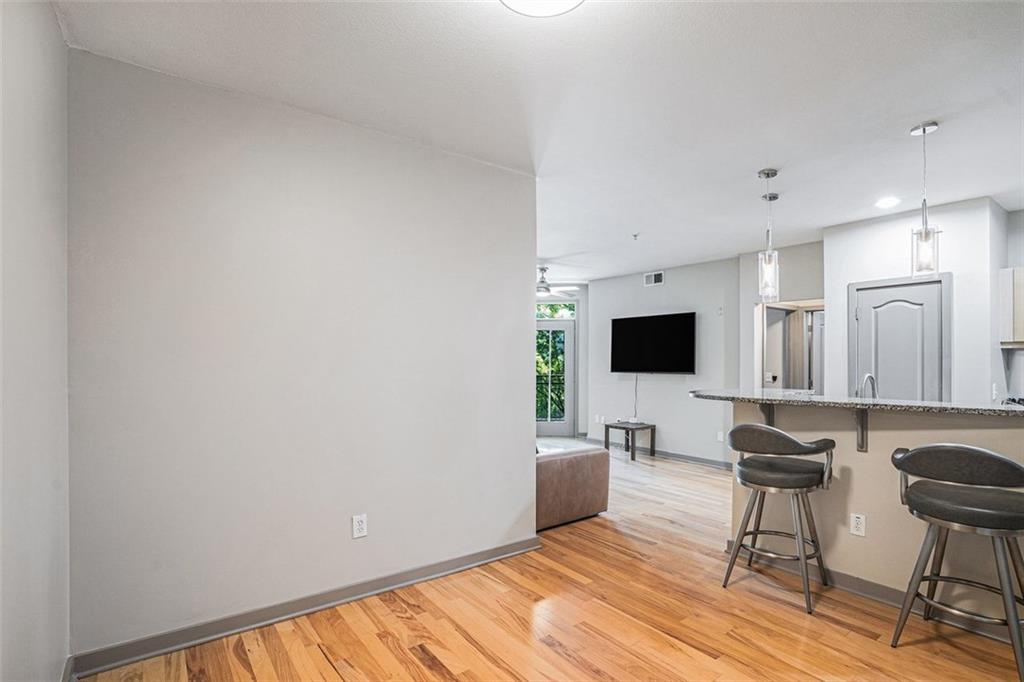390 17th ST NW 5026