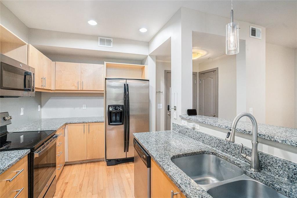 390 17th ST NW 5026
