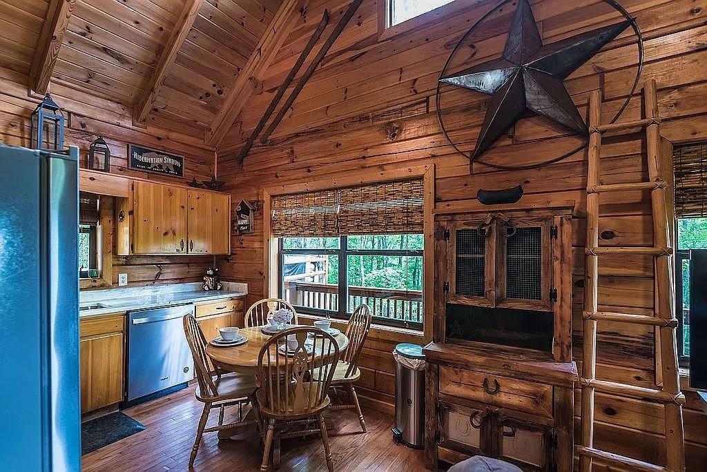 137 Ascherman Court, Blue Ridge, Georgia image 10