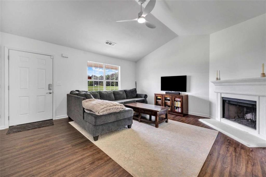 293 Snapping Shoals Road