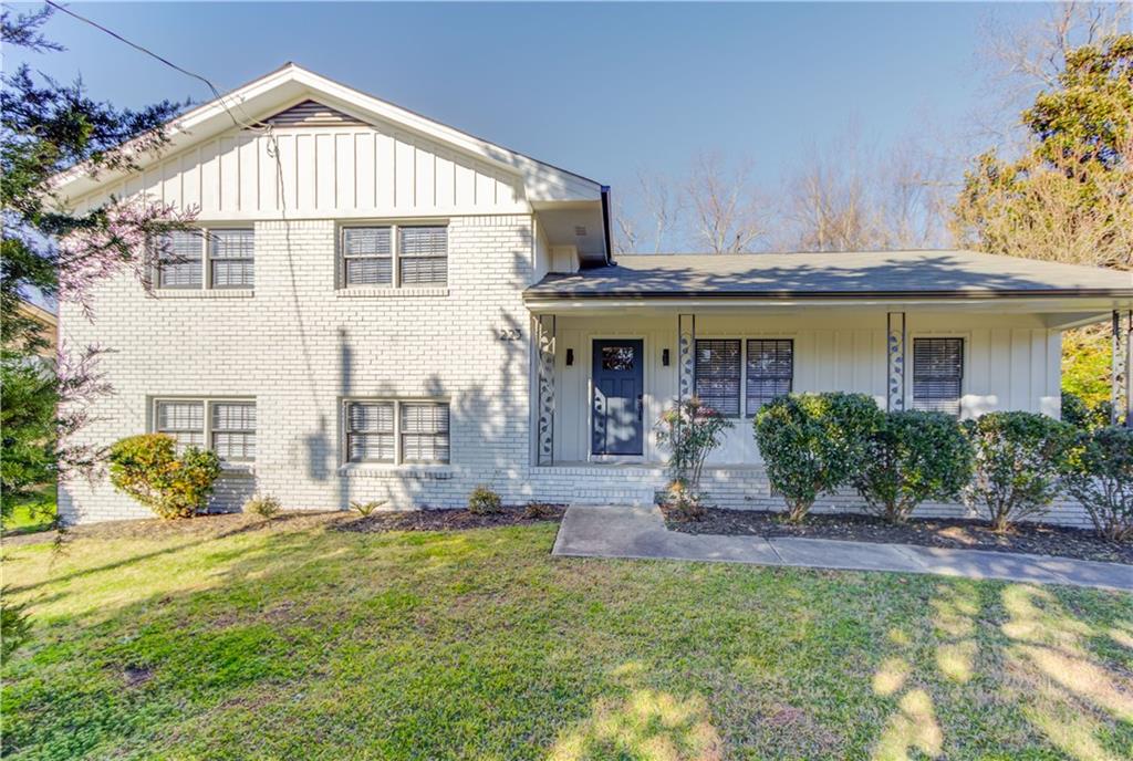 223 Fowler Circle NE