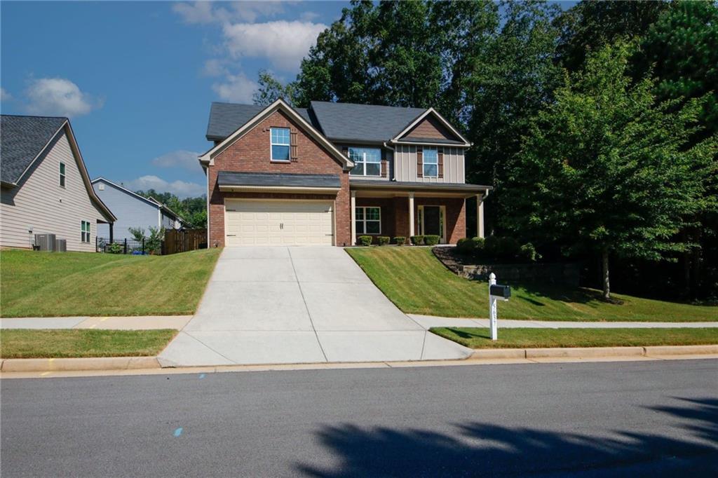 5637 Valley Loop