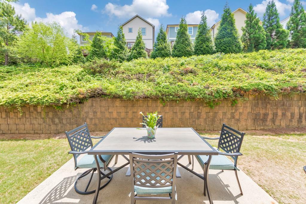 1703 Bentridge Drive, Kennesaw, Georgia image 27