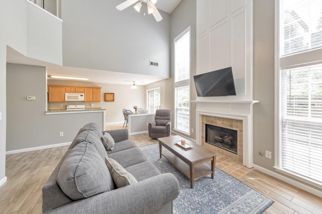 1703 Bentridge Drive, Kennesaw, Georgia image 13