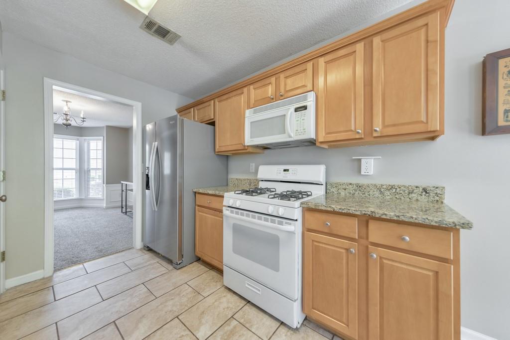 1703 Bentridge Drive, Kennesaw, Georgia image 7