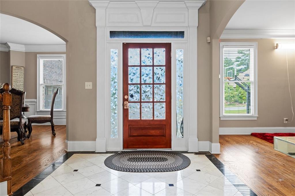 585 Settles Brook Court