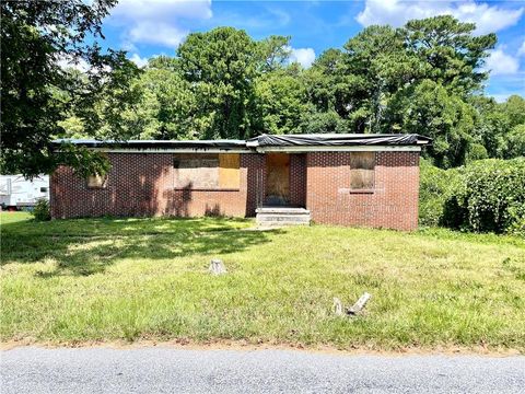 775 West Circle SW Conyers GA 30012