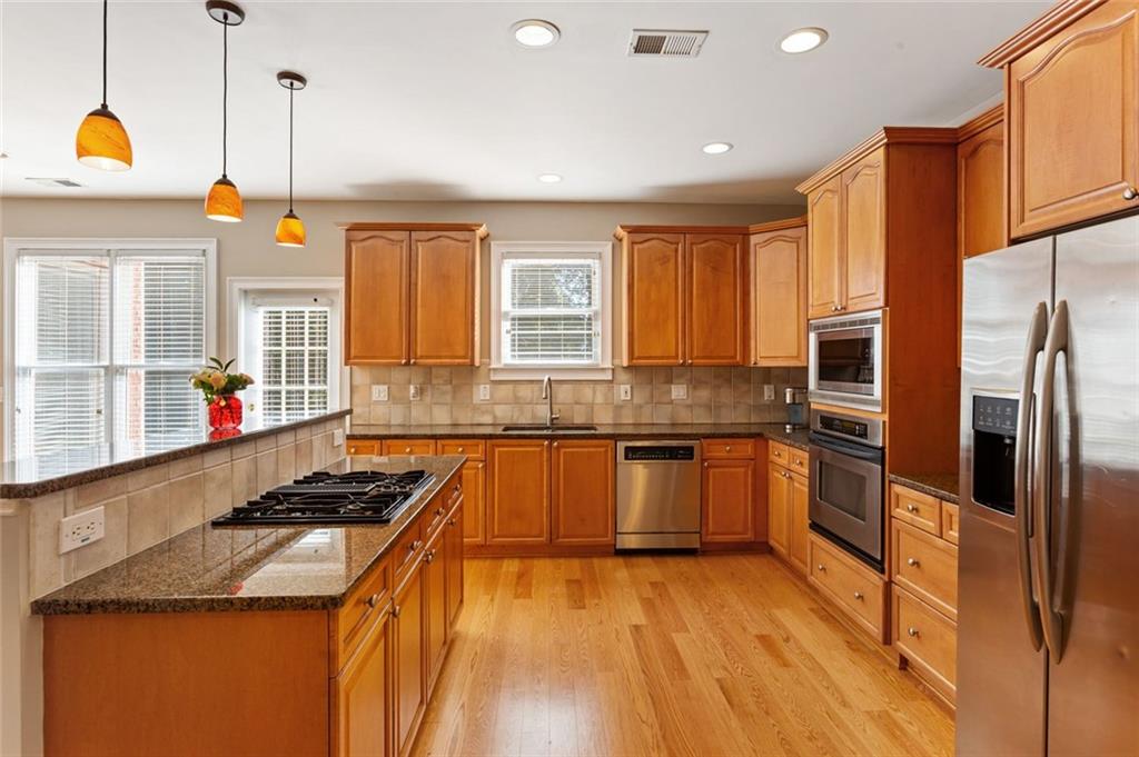 3050 Montclair Circle SE