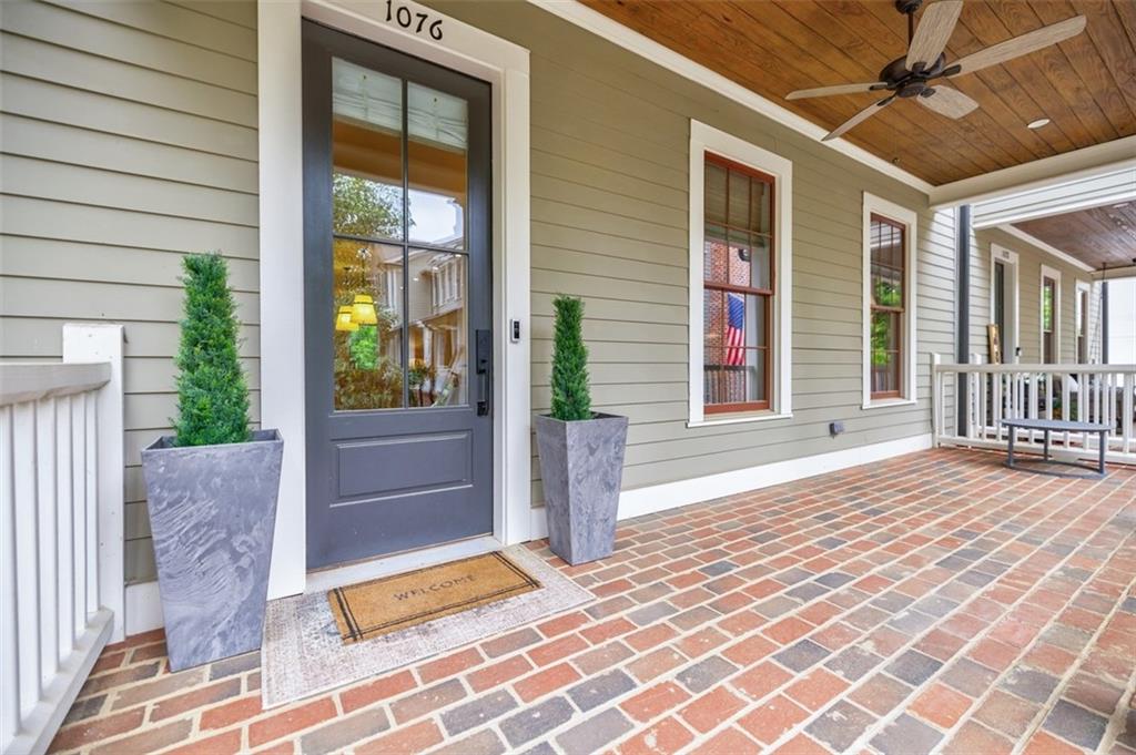 1076 Green Street, Roswell, GA, 30075 2 1076 Green Street