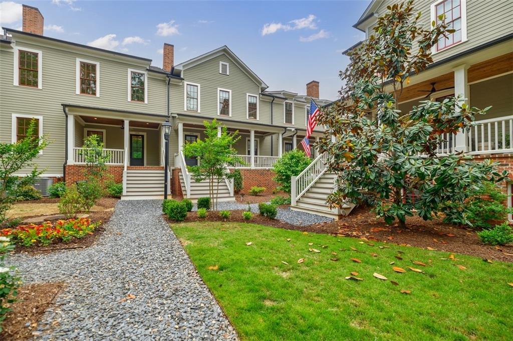 1076 Green Street, Roswell, GA, 30075 1 1076 Green Street