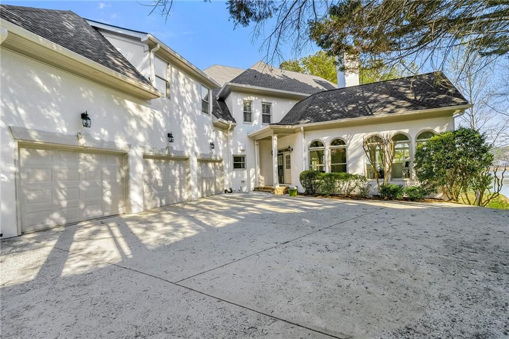 listing image 113