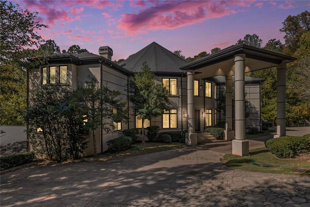 1050 Bedford Gardens Drive