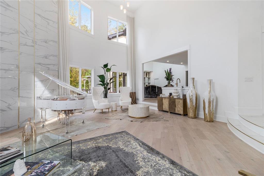 1050 Bedford Gardens Drive