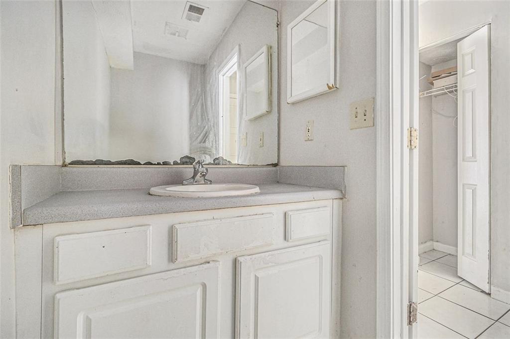 2090 Oak Park Lane, Decatur, Georgia image 7