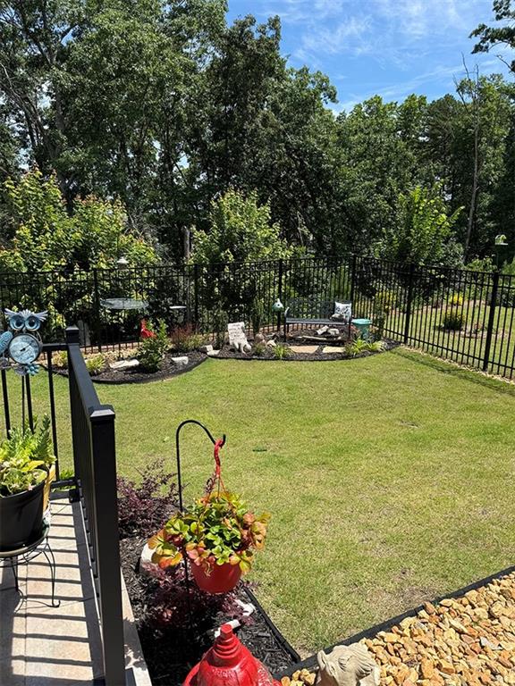 196 Hickory Bluffs Parkway