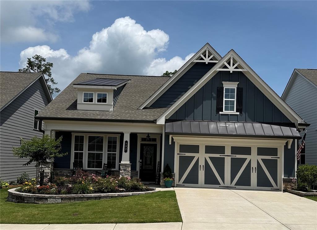 196 Hickory Bluffs Parkway