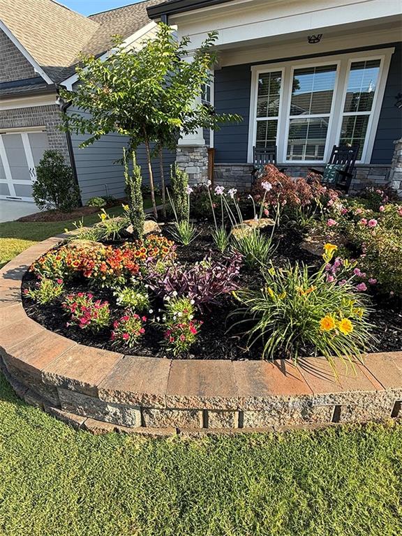 196 Hickory Bluffs Parkway