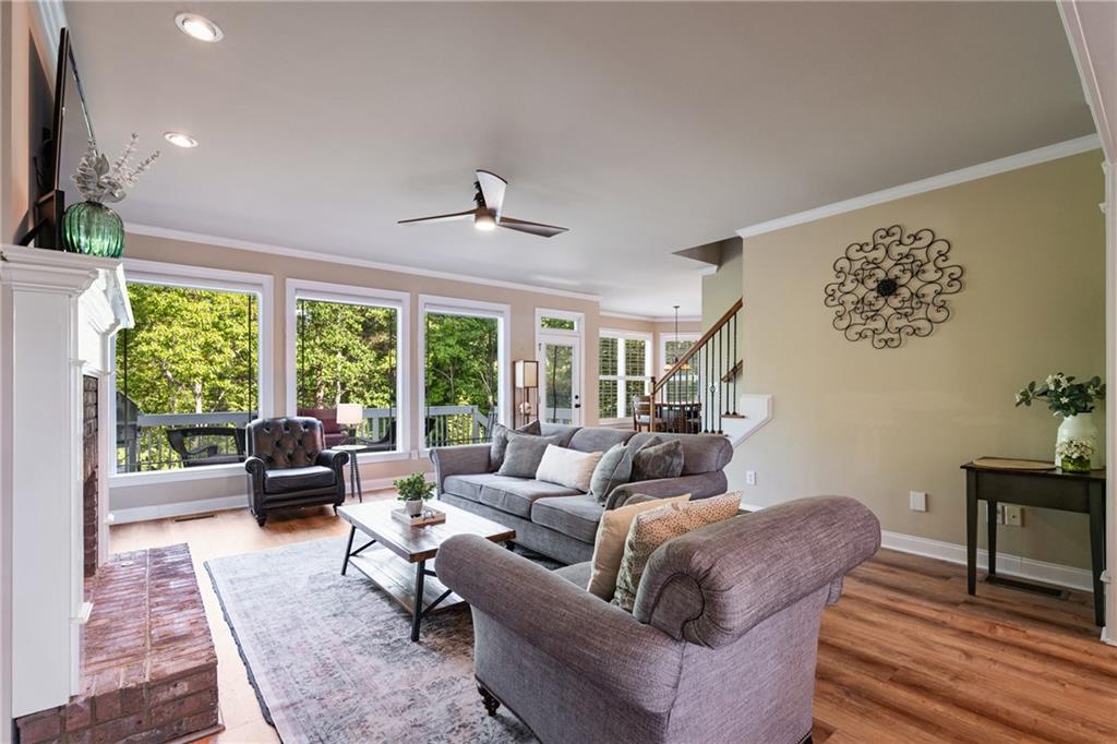 4452 Sandhurst Place