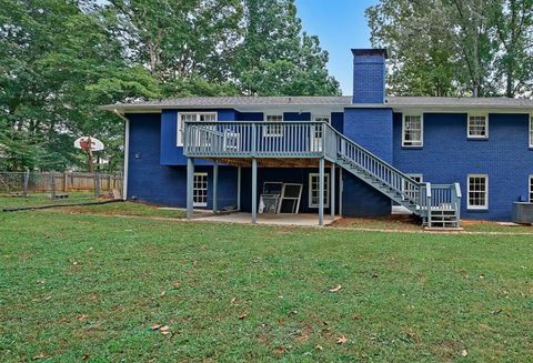 A home in Lilburn