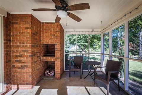 A home in Newnan