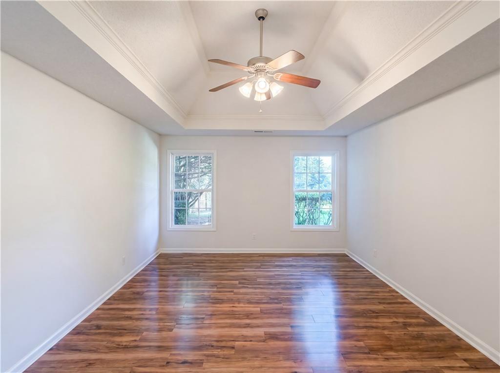 5003 Yankee Doodle Drive