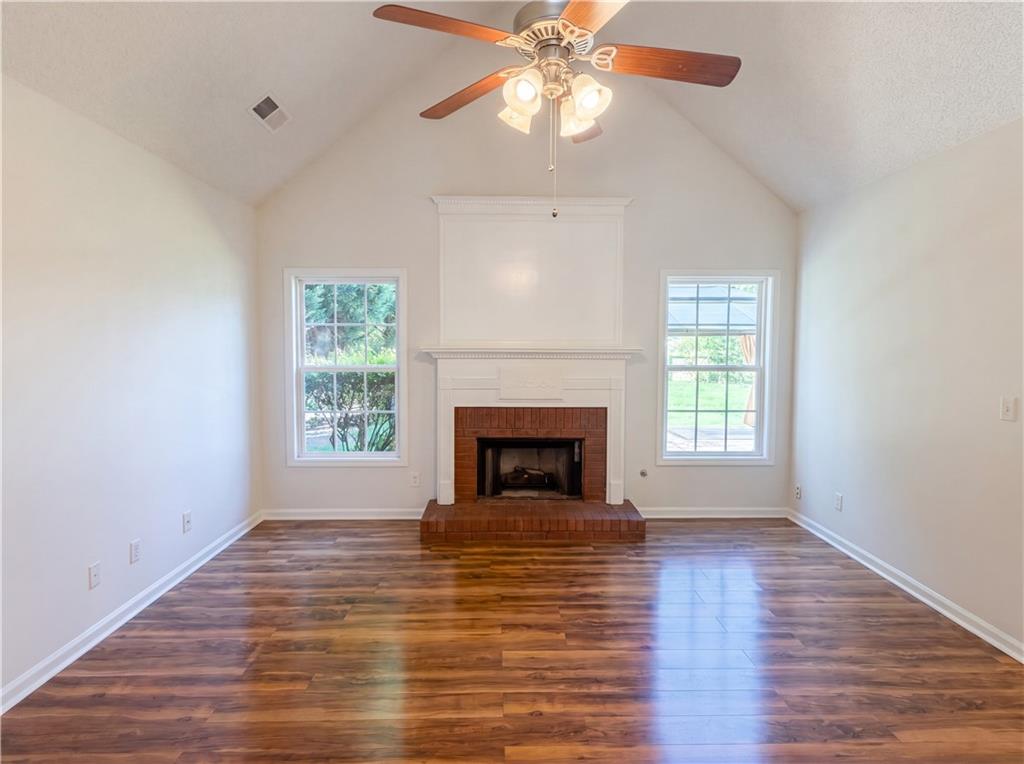 5003 Yankee Doodle Drive