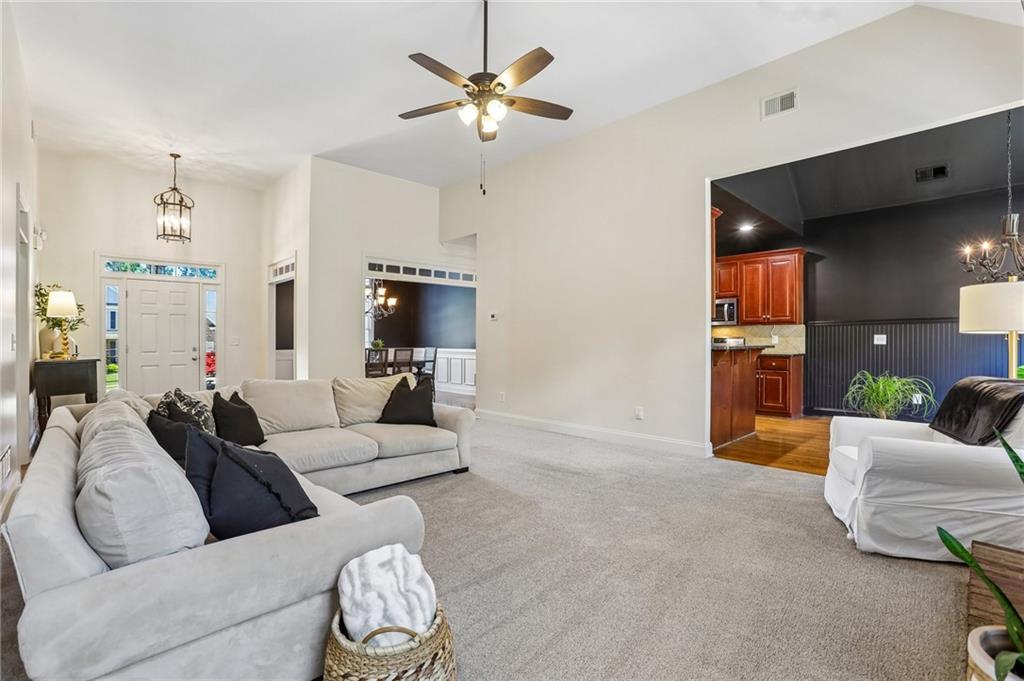 72 Rightwood Way