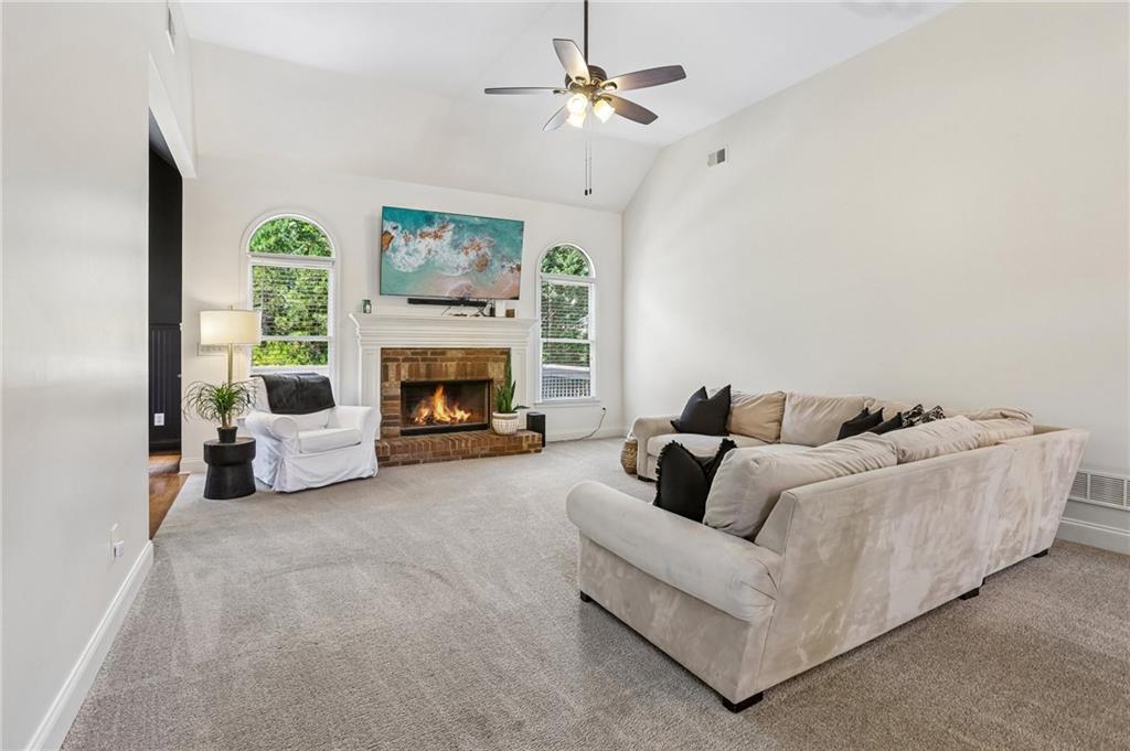 72 Rightwood Way