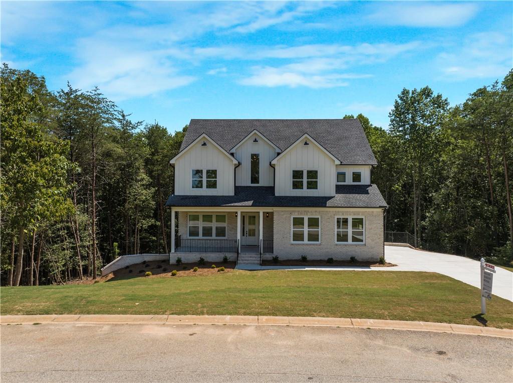 418 Beachwood Drive