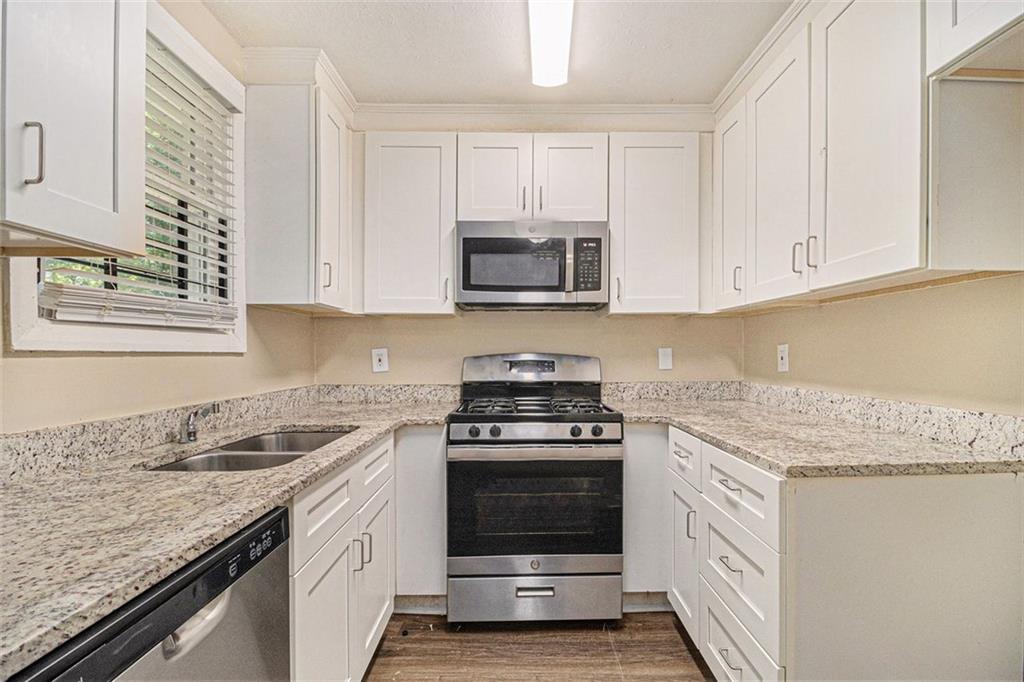 442 Cologne Drive, Atlanta, Georgia image 7