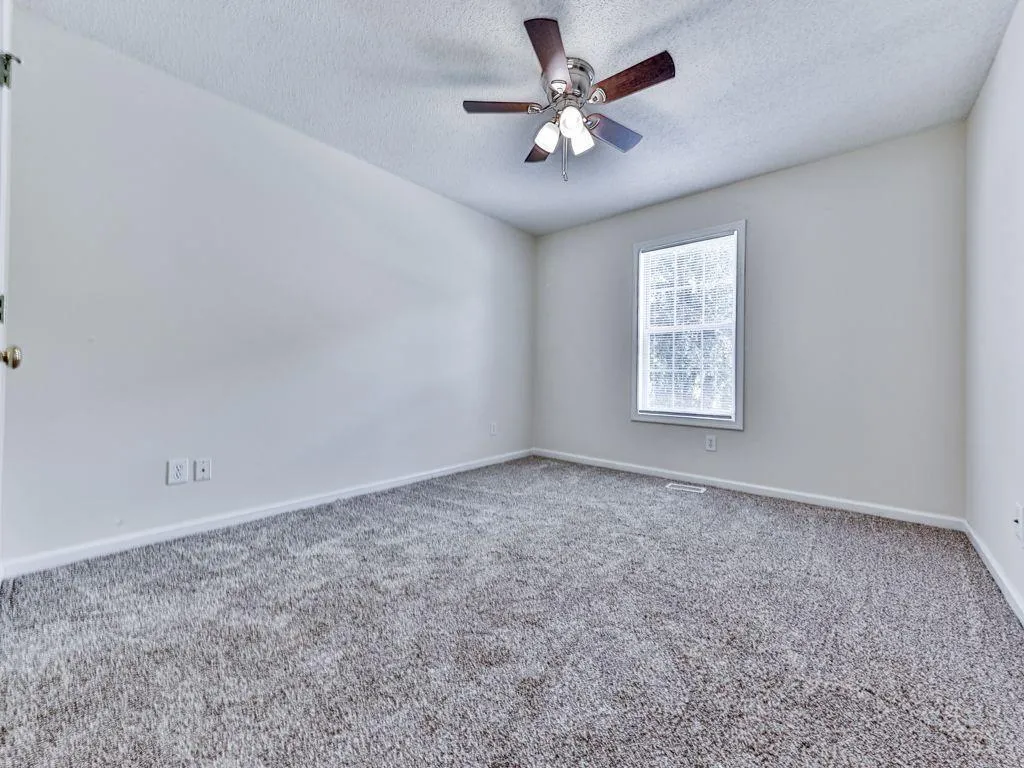 Woodstock, Georgia 30189, United States, 4 Bedrooms Bedrooms, ,3 BathroomsBathrooms,Residential,Active,192153