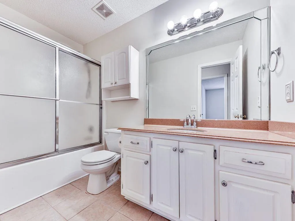 Woodstock, Georgia 30189, United States, 4 Bedrooms Bedrooms, ,3 BathroomsBathrooms,Residential,Active,192153