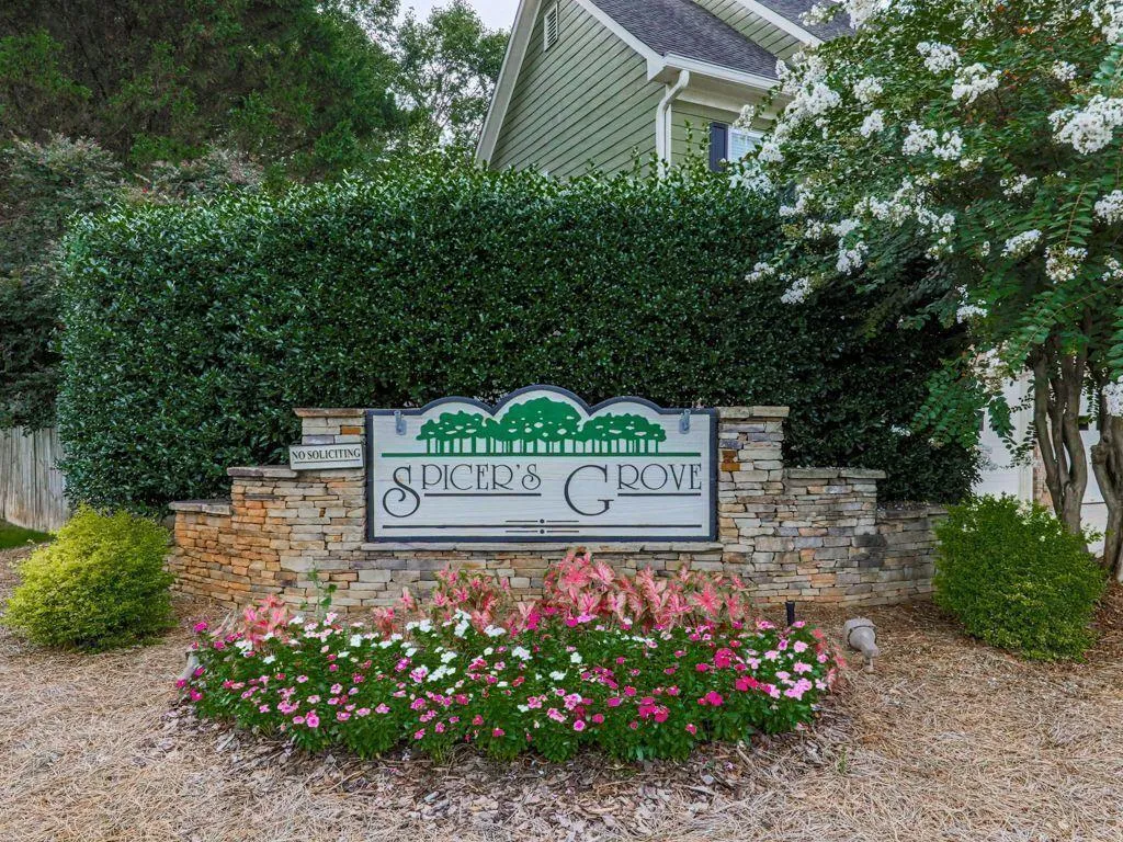 Woodstock, Georgia 30189, United States, 4 Bedrooms Bedrooms, ,3 BathroomsBathrooms,Residential,Active,192153