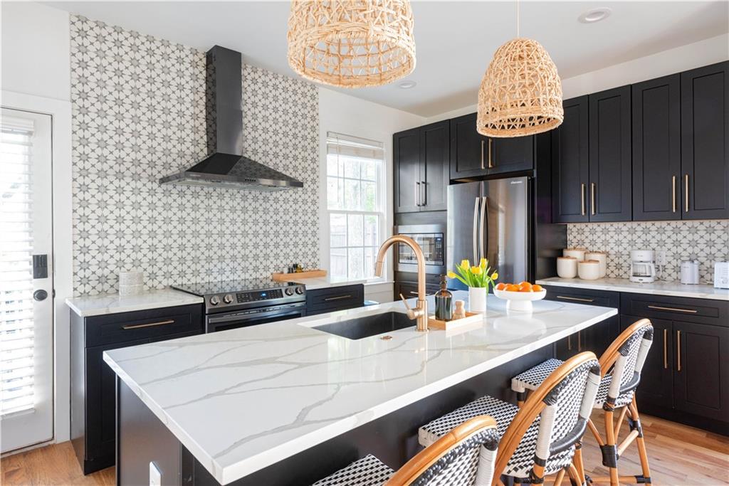 841 Kirkwood Avenue SE