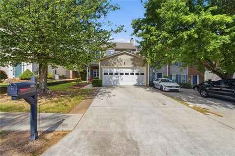 Townhouse For Sale - 5009 Timber Hills Drive<br/> Hall County, Oakwood, GA 30566