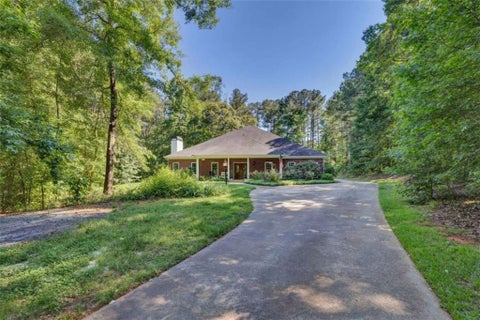 Homes For Sale - 190 Oak Hill Circle<br/> Covington, GA 30016