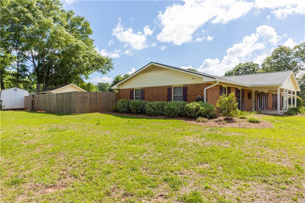675 Mountain View Drive, Thomaston, Georgia image 8