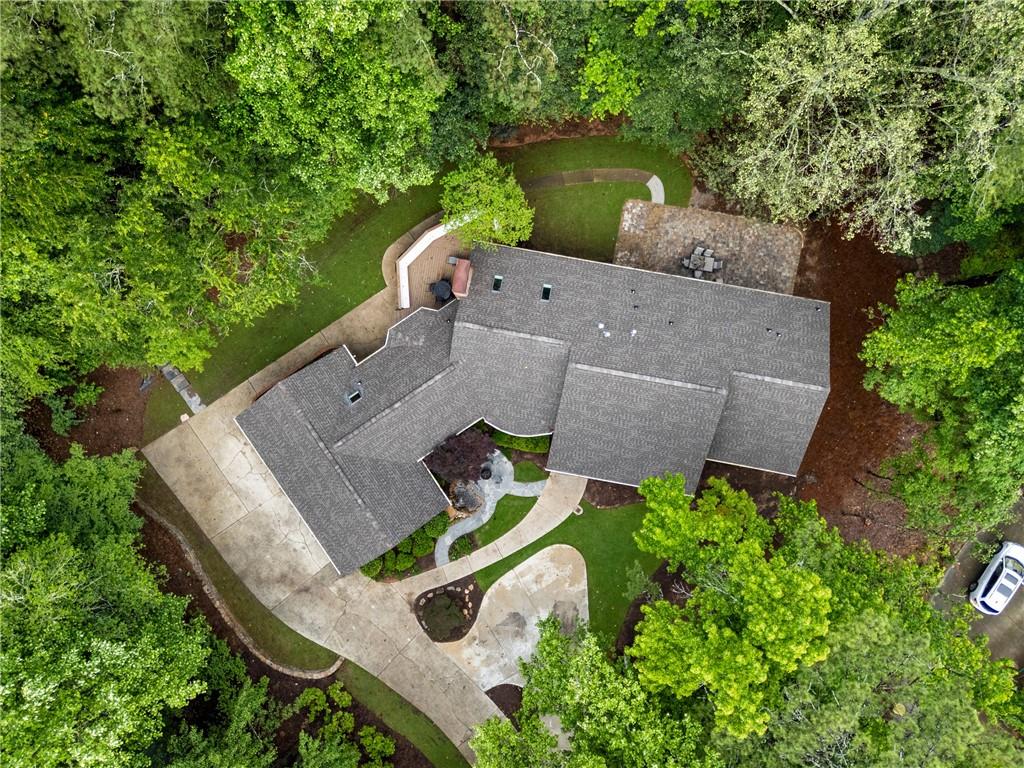 630 Buttercup Trace, Johns Creek, Georgia image 6
