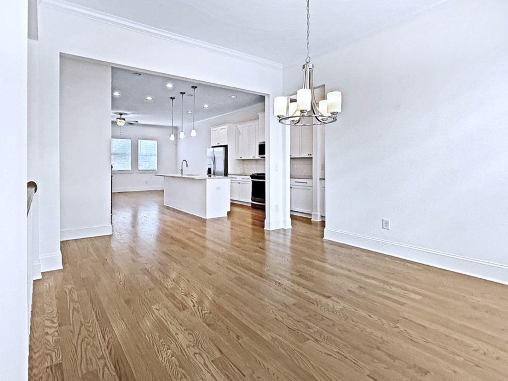 2132 Old Georgian Terrace