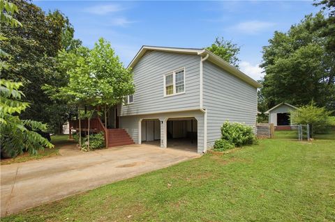 Homes For Sale - 1251 Eli Lane<br/> Lawrenceville, GA 30045