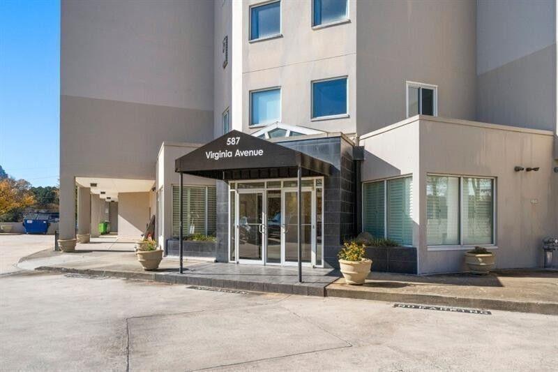 587 Virginia Avenue 805