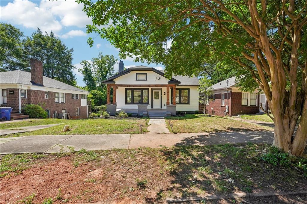 994 Katherwood Drive SW