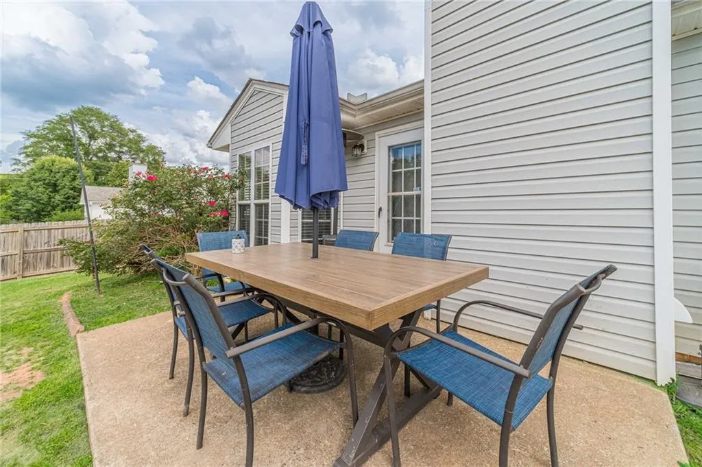 Bethlehem, Georgia 30620, United States, 3 Bedrooms Bedrooms, ,2 BathroomsBathrooms,Residential,Pending,124317