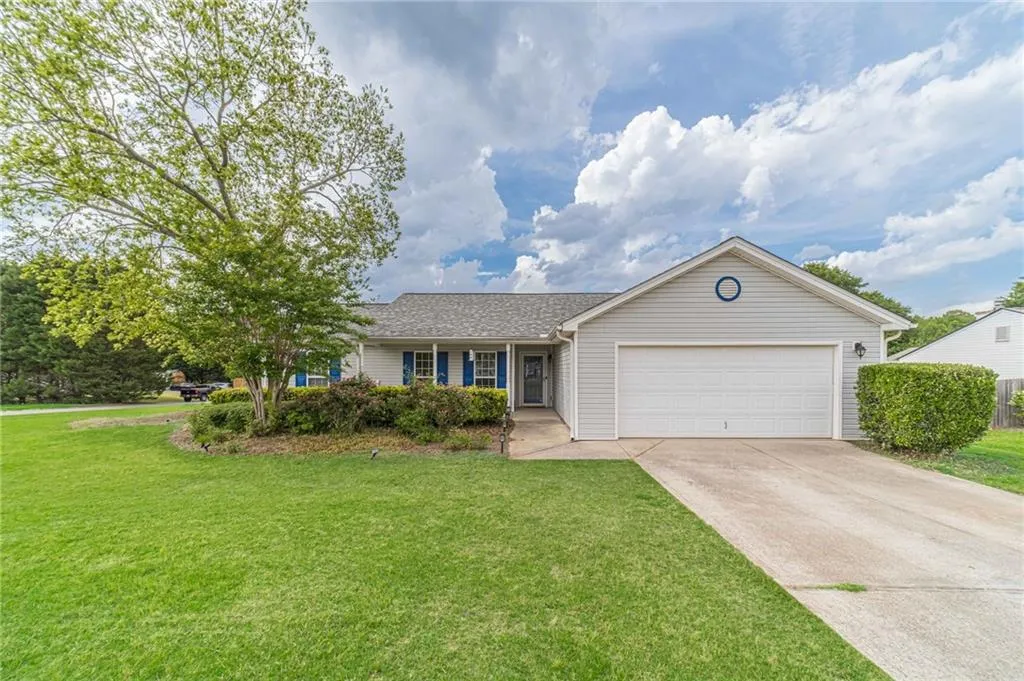 Bethlehem, Georgia 30620, United States, 3 Bedrooms Bedrooms, ,2 BathroomsBathrooms,Residential,Pending,124317